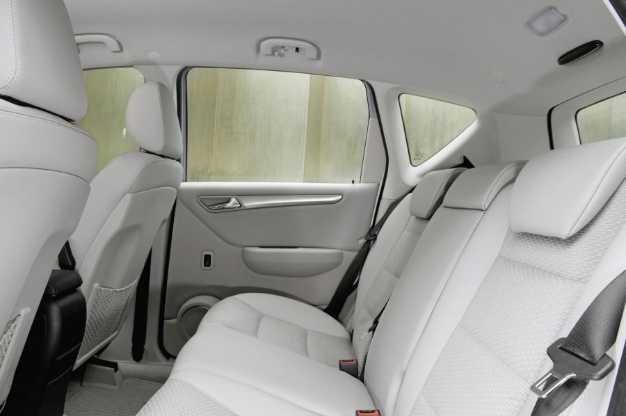  Mercedes-Benz A-Class 5-Door 2009 года  (фото 62 из 114)